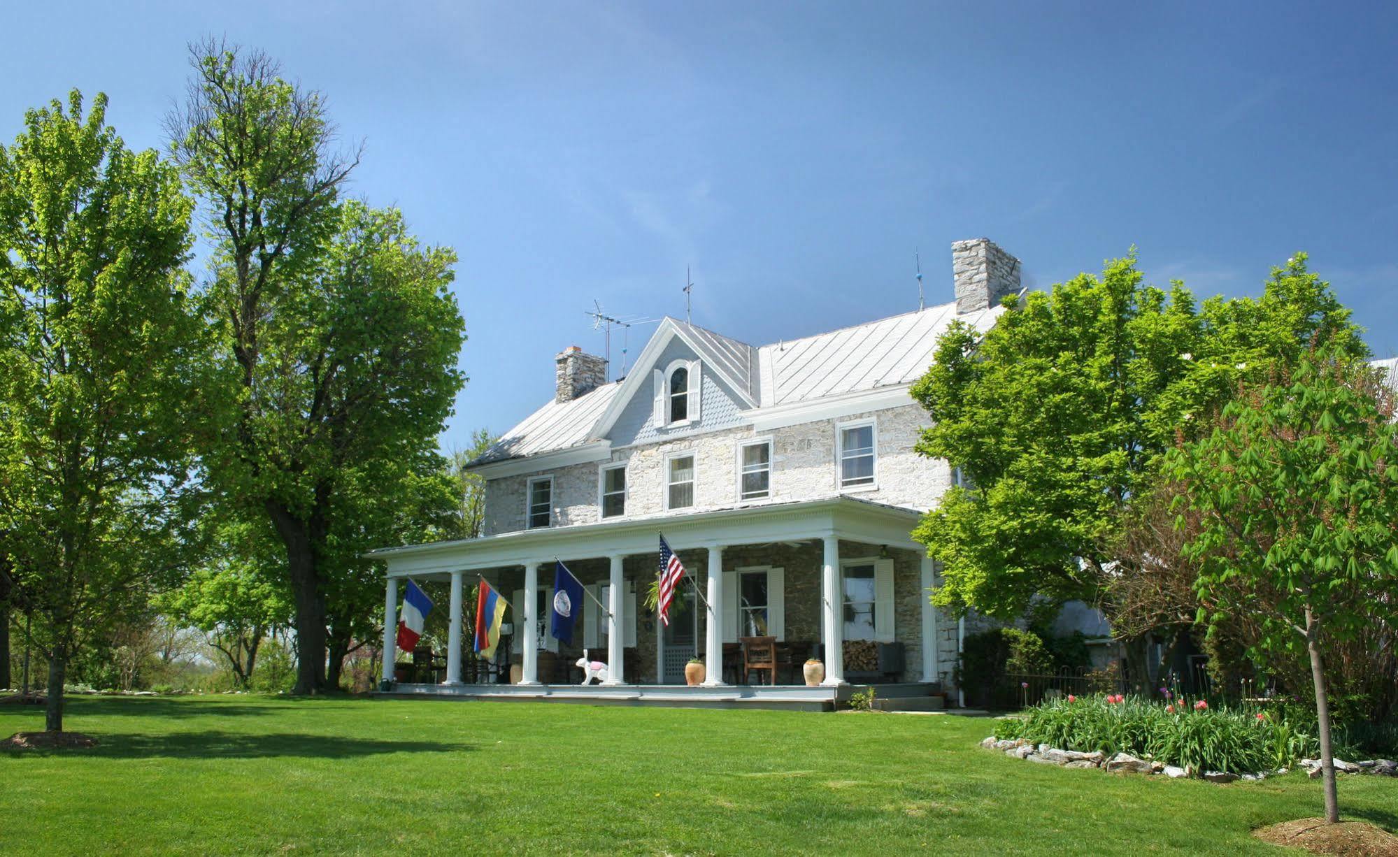 L'Auberge Provencale Inn & Restaurant Boyce Exteriér fotografie